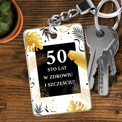 50 lat - brelok do kluczy, spersonalizowany prezent na urodziny - idamell.com