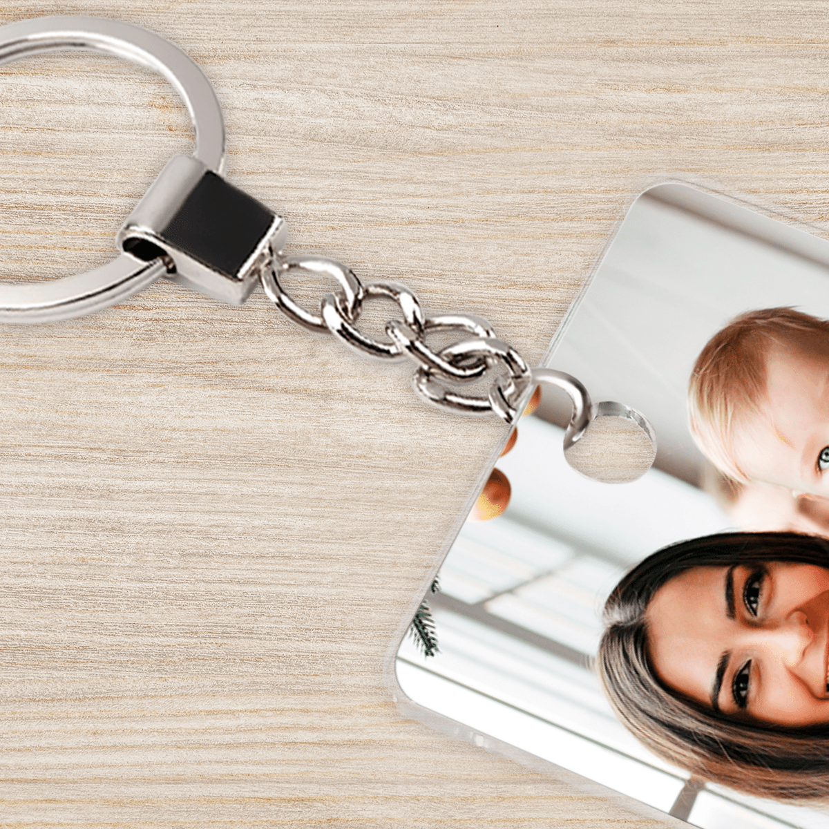 Fotografia z mamą + napis NAJLEPSZA MAMA - brelok do kluczy, spersonalizowany prezent dla mamy - idamell.com