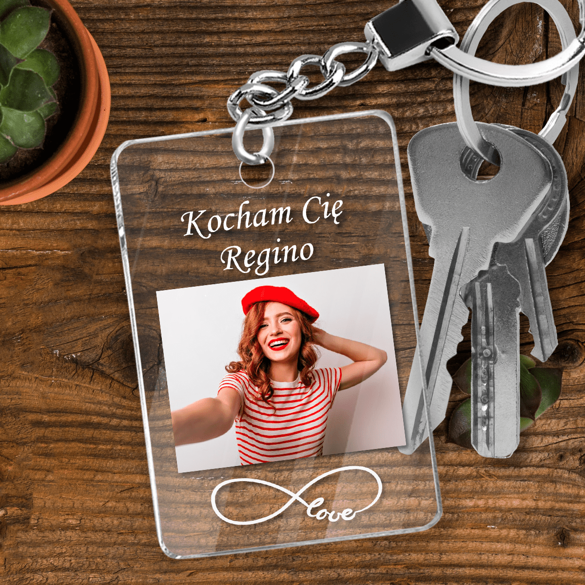 Kocham Cię - brelok do kluczy, spersonalizowany prezent dla dziewczyny - idamell.com