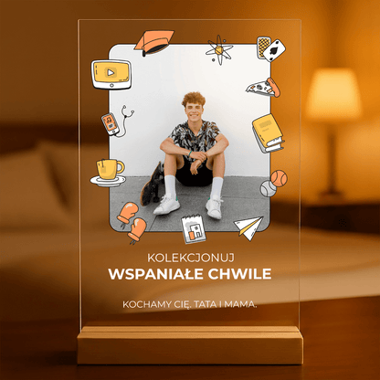 Kolekcjoner wspaniałych chwil - Druk na szkle, spersonalizowany prezent dla syna - idamell.com