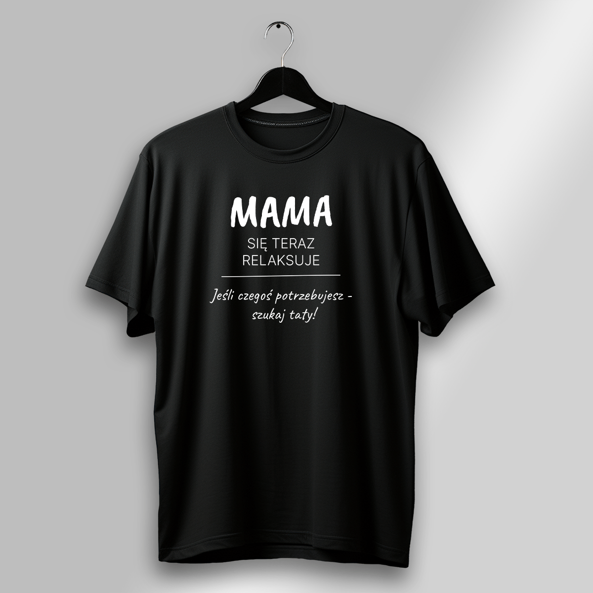 Koszulka damska z nadrukiem MAMA SIĘ RELAKSUJE - spersonalizowany prezent dla mamy - idamell.com