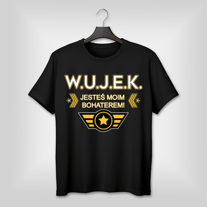 Koszulka męska z nadrukiem W.U.J.E.K. - spersonalizowany prezent dla wujka - idamell.com