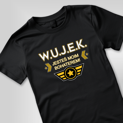 Koszulka męska z nadrukiem W.U.J.E.K. - spersonalizowany prezent dla wujka - idamell.com