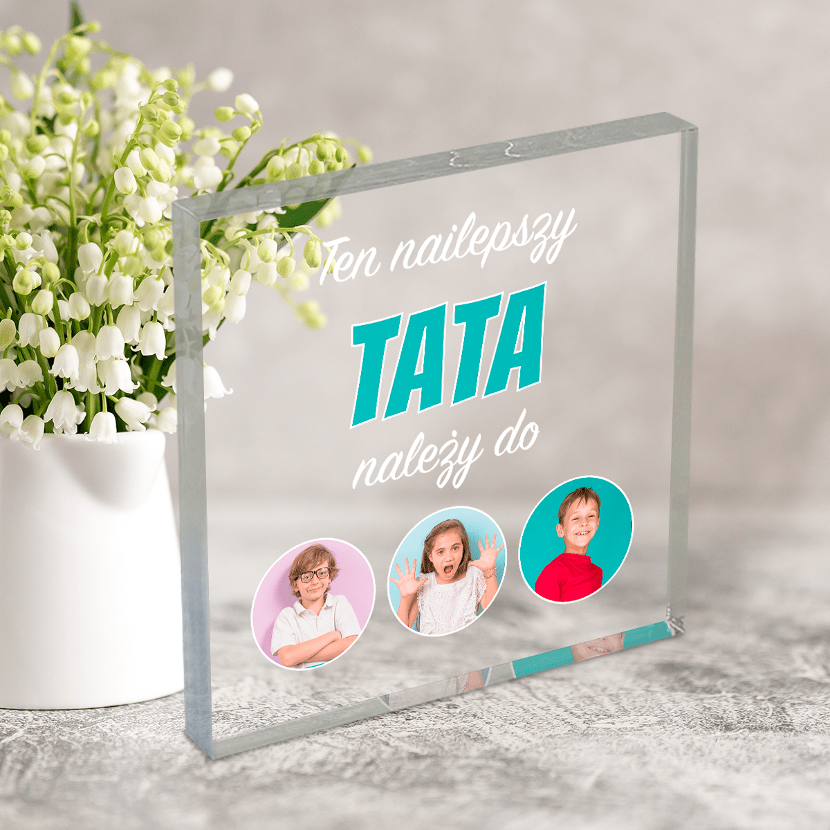 Najlepszy tata należy do... - Druk na kwadratowym szkle, spersonalizowany prezent dla taty - idamell.com