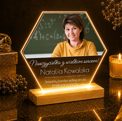 Nauczycielka z wielkim sercem - Druk na szkle, spersonalizowany prezent dla nauczyciela - idamell.com