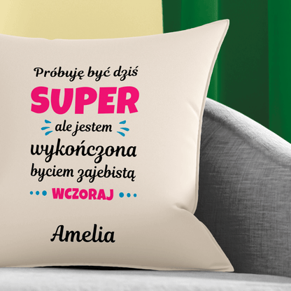Poduszka z własnym nadrukiem SUPER DZIEWCZYNA - spersonalizowany prezent dla niej - idamell.com