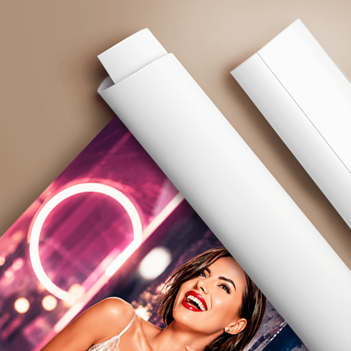 Portret z kolorowym tłem - plakat, spersonalizowany prezent dla niej - idamell.com