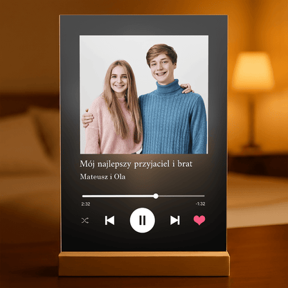 Prezent dla brata Spotify - magiczny druk na szkle akrylowym, personalizowany prezent - idamell.com