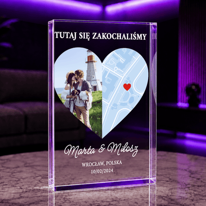 Tutaj się zakochaliśmy - Druk na szkle, spersonalizowany prezent dla pary - idamell.com