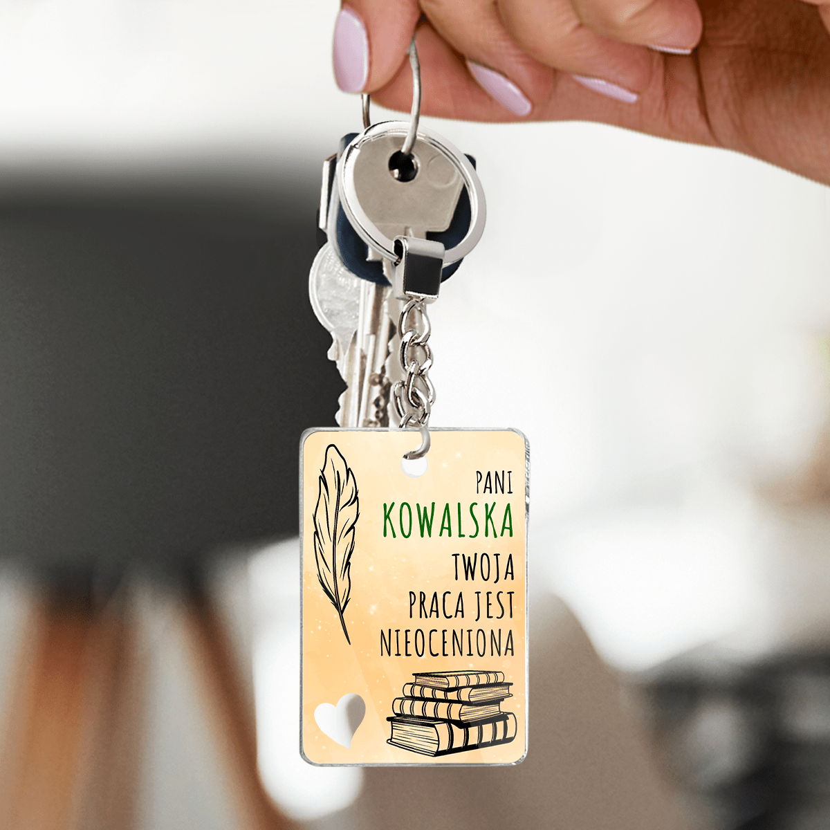 Twoja praca - brelok do kluczy, spersonalizowany prezent dla nauczyciela - idamell.com