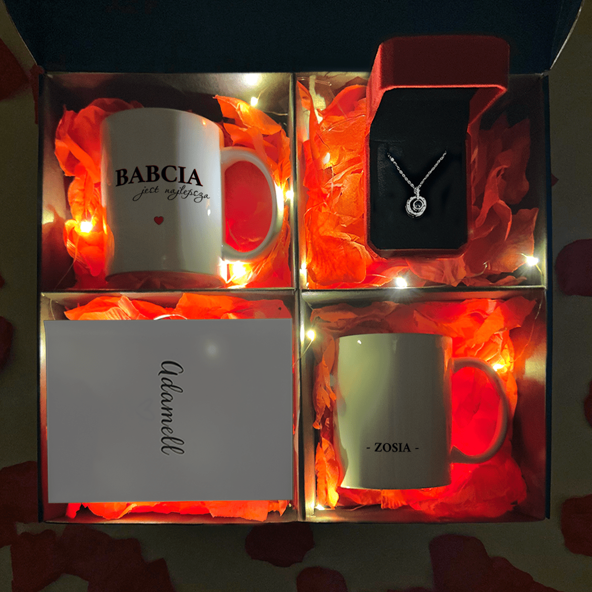Wisiorek + 2x kubek z nadrukiem BABCIA box 3 w 1 - zestaw prezentowy, spersonalizowany prezent dla babci - idamell.com
