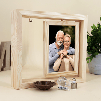 Fotografia mamy i taty - Druk na szkle w drewnianej ramce + led, spersonalizowany prezent dla rodziców - idamell.com