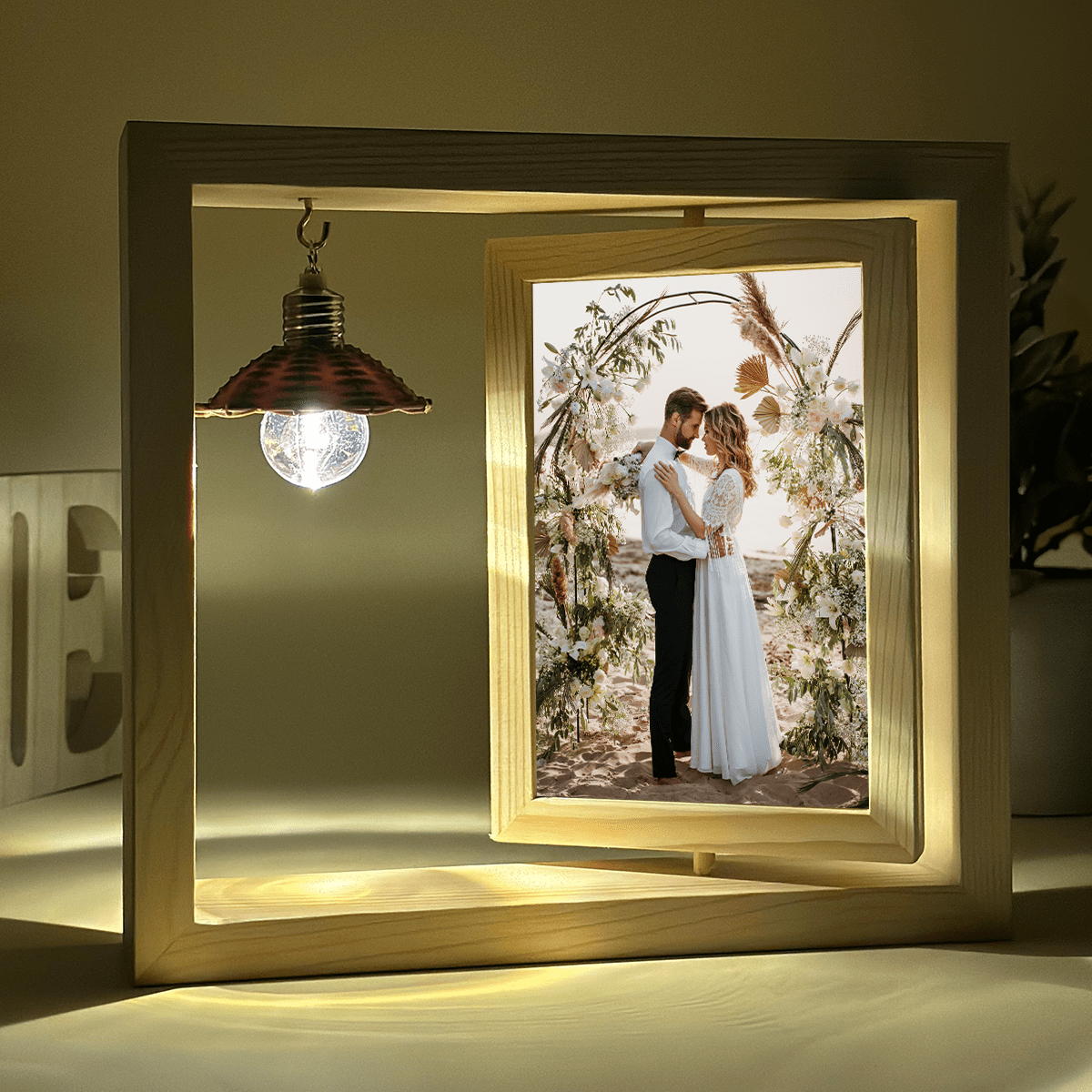 Fotografia Młodej Pary - Druk na szkle w drewnianej ramce + led, spersonalizowany prezent - idamell.com