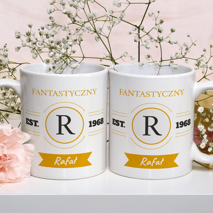 Imię + rocznik - 1x Kubek z nadrukiem, spersonalizowany prezent dla niego - idamell.com