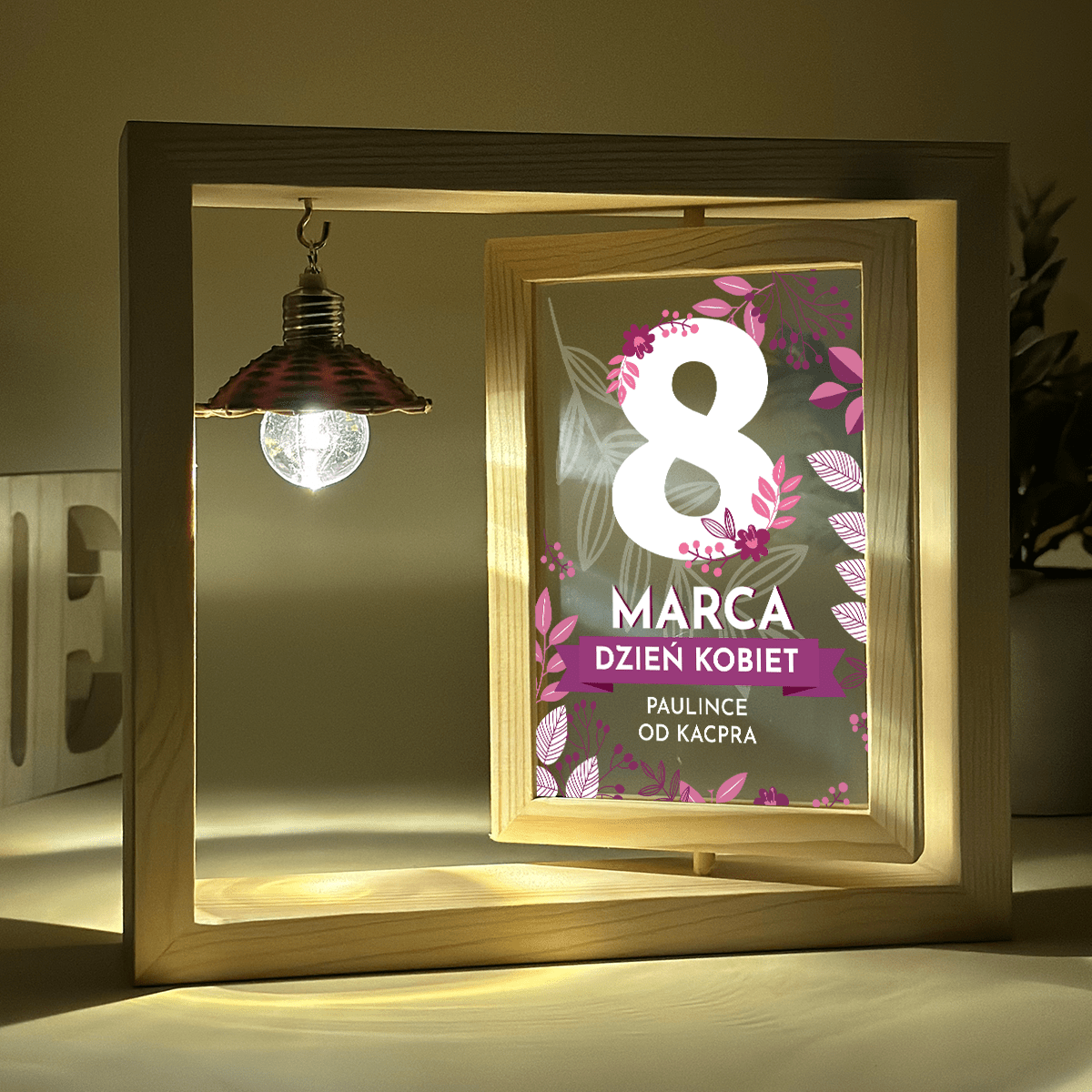 Na Dzień Kobiet - Druk na szkle w drewnianej ramce + led, spersonalizowany prezent dla kobiety - idamell.com