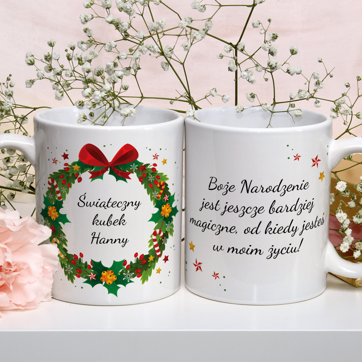 Świąteczny motyw + imię - Kubek z nadrukiem, spersonalizowany prezent dla niej - idamell.com
